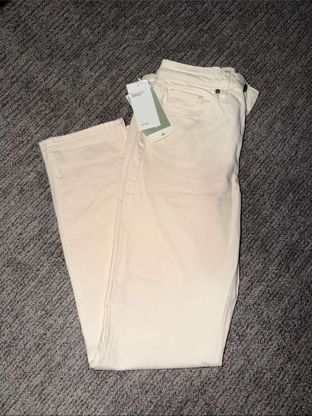 H&M Cream Straight-Leg Jeans - Clean Classic Style